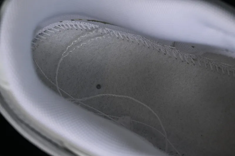 All categories Nk SB Dunk series Nk SB Dunk Low low-top sneakers Nk Dunk Low Year of the Dragon limited edition Yinlong silk patch SB strap low-top casual sneakers DV0833-100